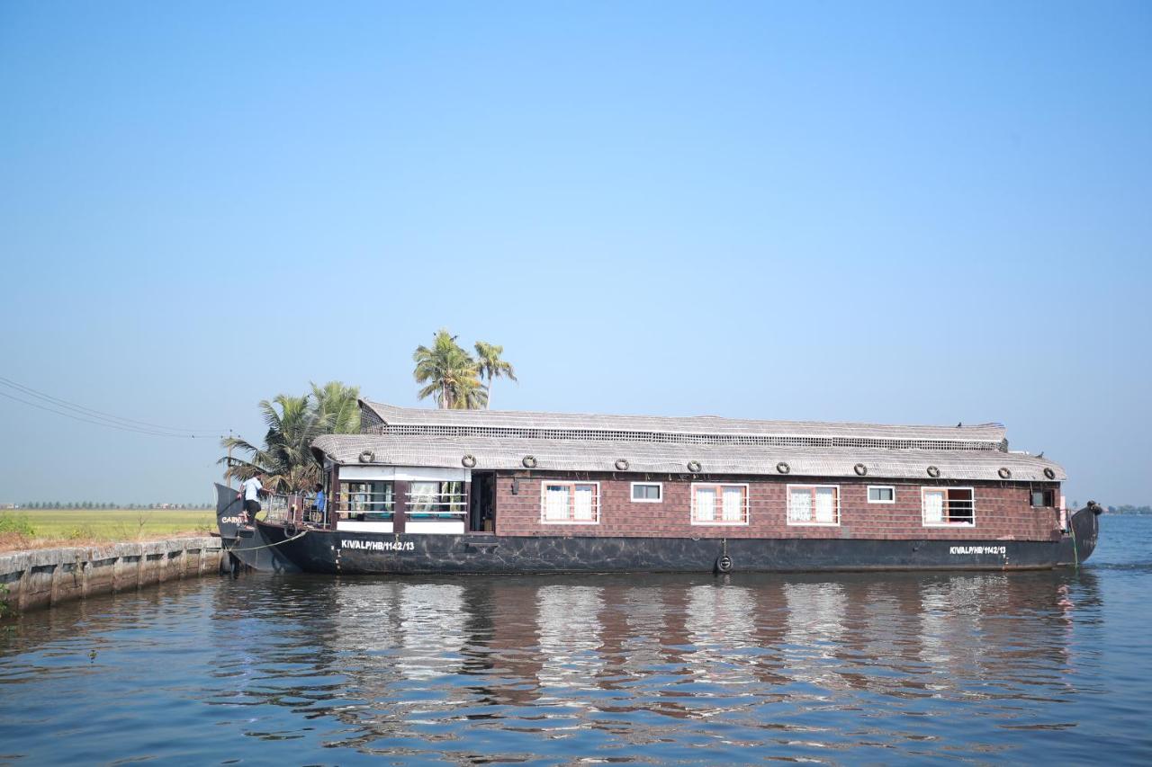 Sreekrishna Houseboat C/O Sreekrishna Ayurveda Panchakarma Centre Hotel Alappuzha Exterior photo